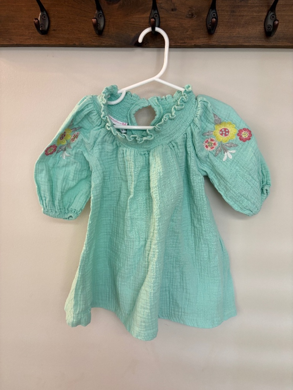 Bonnie Jean Girls Aqua Embroidered Top 3T Floral Gauze Smocked Boutique